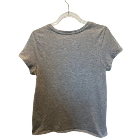 Disney Minnie Mouse Tee Size M – So Cute & Classic! - Picture 2 of 5